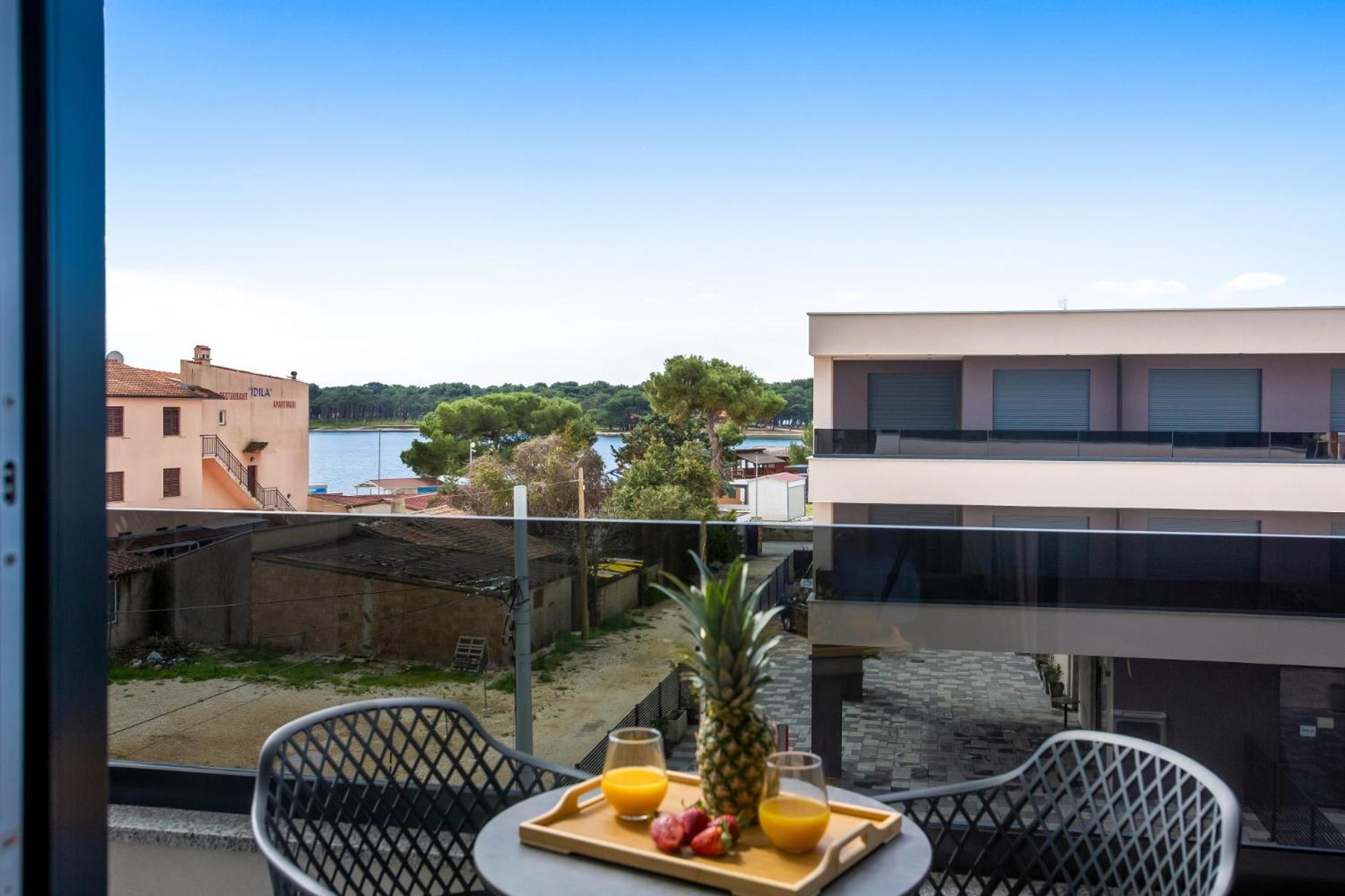 Fly Rooms Medulin - 50M From The Beach - New 2024 חדר תמונה